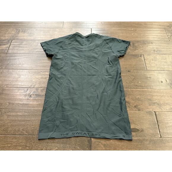 lululemon athletica Green Short Sleeve Tee - Picture 3 of 9